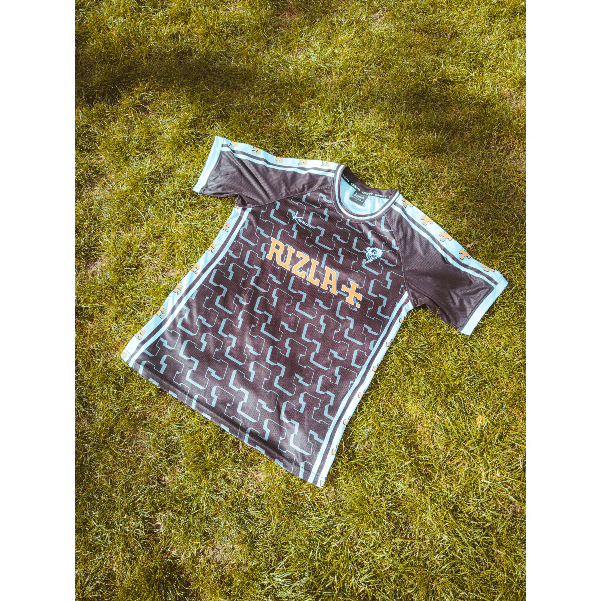 Midnight Gold Retro Football Shirt - Image 4